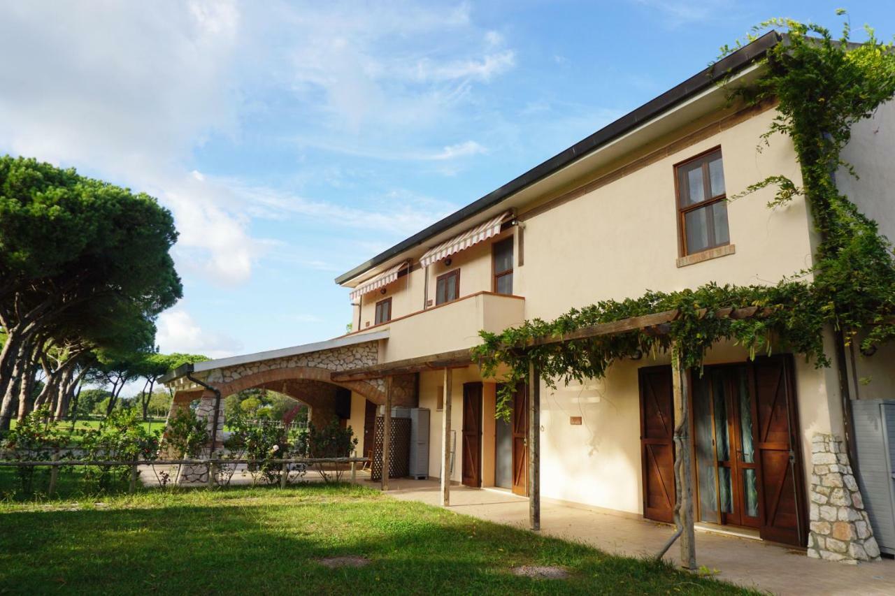 Hôtel Tenuta San Carlo à Marina Di Grosseto Extérieur photo